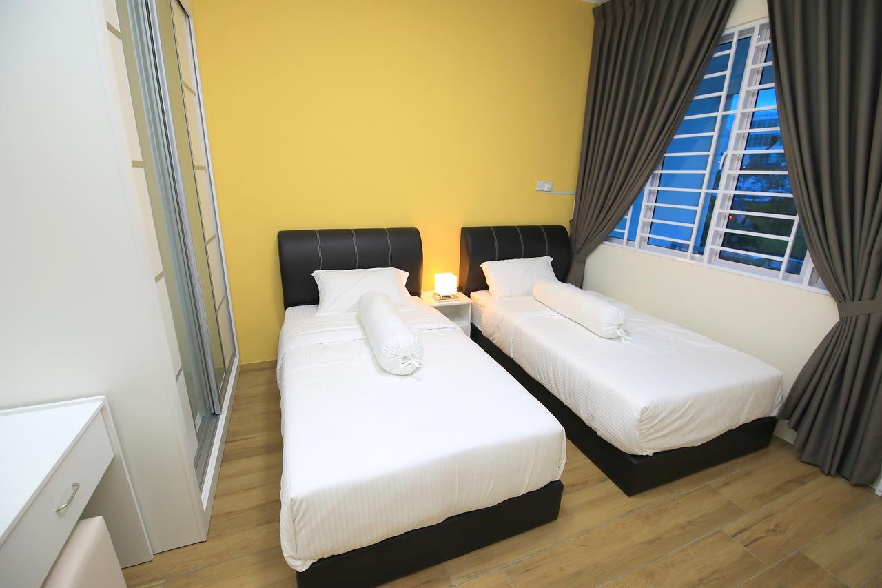 722 Homestay Kuching Kültér fotó